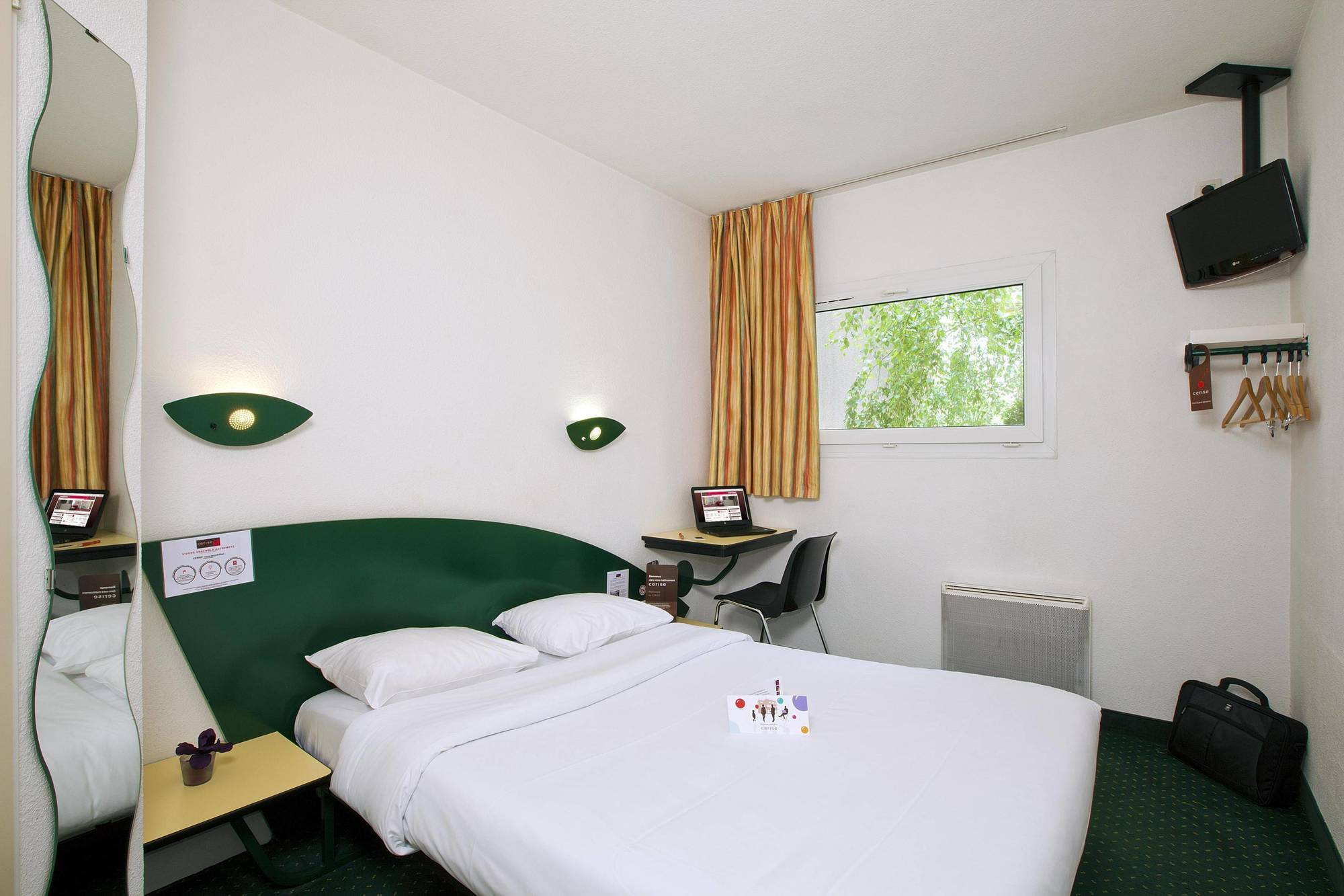 Hotel Cerise Nancy Esterno foto